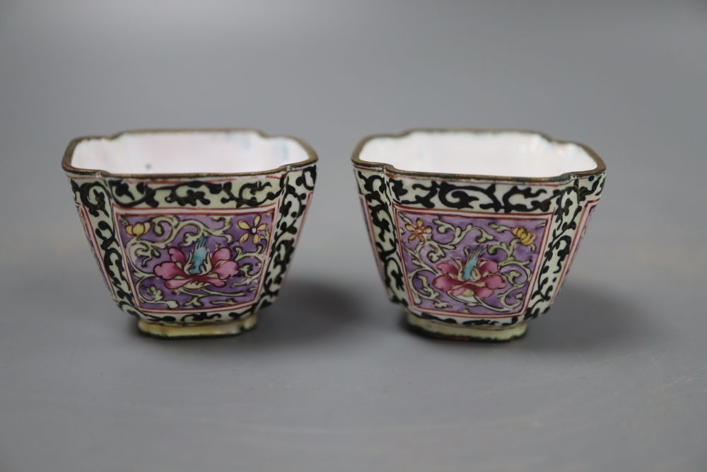 Two Canton enamel tea bowls, 19th century, height 3.5cm